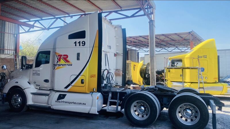 Taller mecánico de Transportes Reyes Romero en Guadalajara